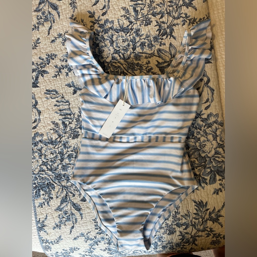 Minnow Women’s Ruffle One Piece - XS - Blue Ticking Stripe NWT